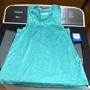 Women's Columbia Hike Turquoise Tank Top